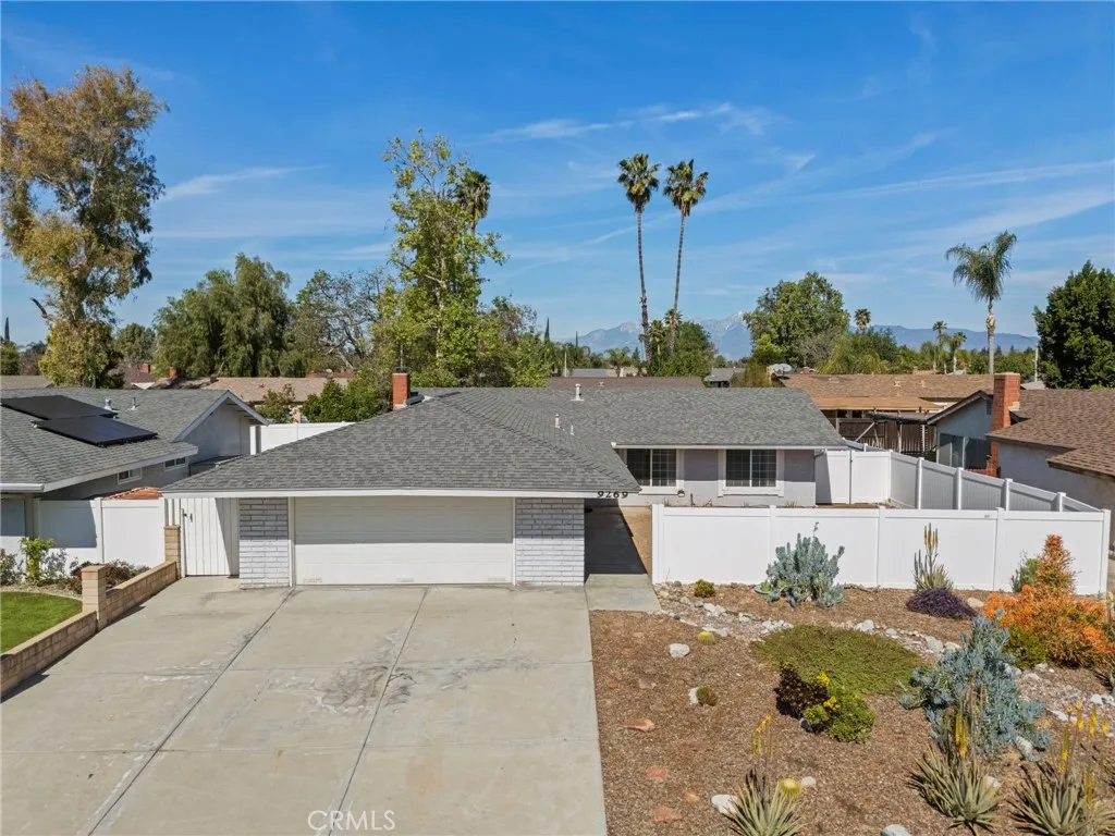 9269 Delano, Riverside, California 92503 home-pic-32