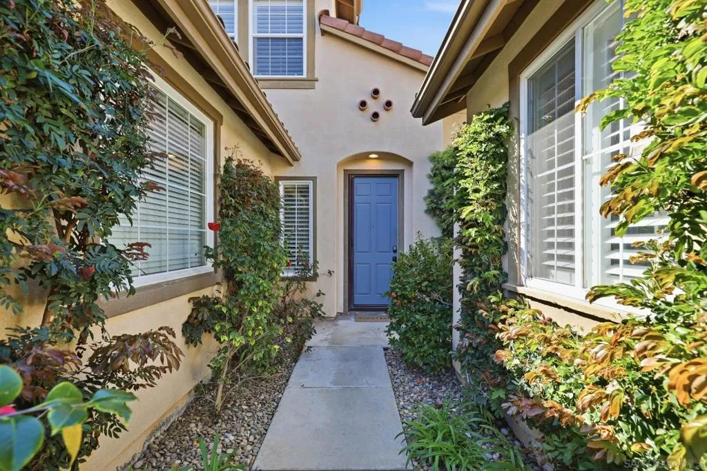13248 Deer Canyon Place, San Diego, California 92129 home-pic-2