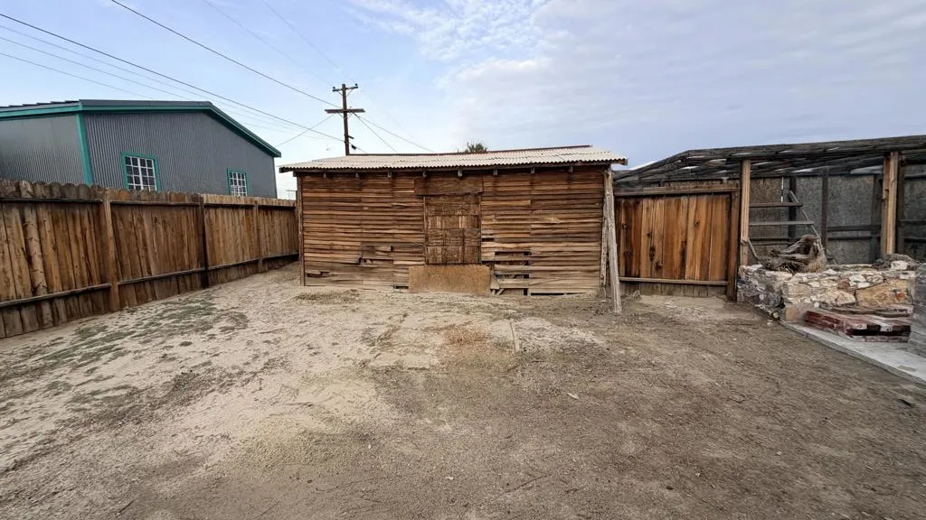 82962 Panamint Avenue, Trona, California 93562 home-pic-39