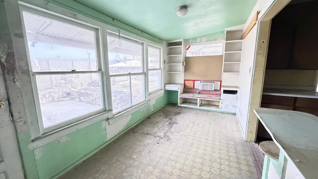 82962 Panamint Avenue, Trona, California 93562 home-pic-14