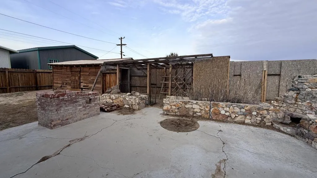82962 Panamint Avenue, Trona, California 93562 home-pic-37