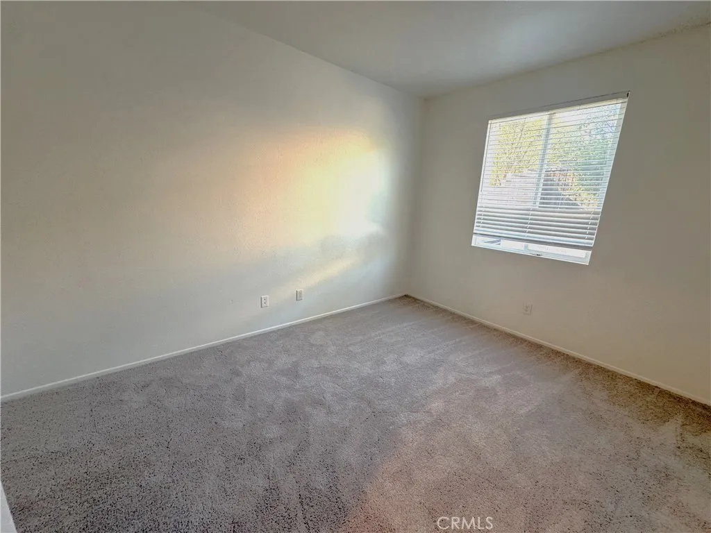 31696 Whitedove Lane, Murrieta, California 92563 home-pic-5