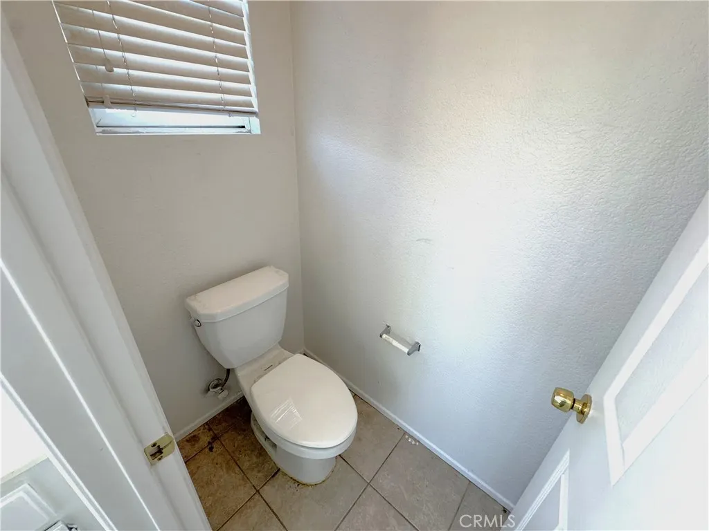 31696 Whitedove Lane, Murrieta, California 92563 home-pic-18
