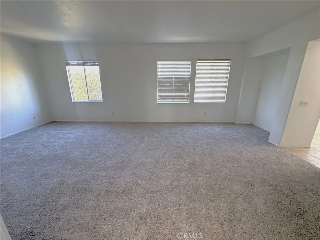 31696 Whitedove Lane, Murrieta, California 92563 home-pic-14