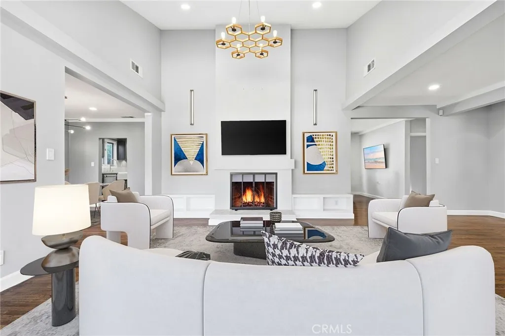 3148 Barbara Court, Los Angeles, California 90068 home-pic-3
