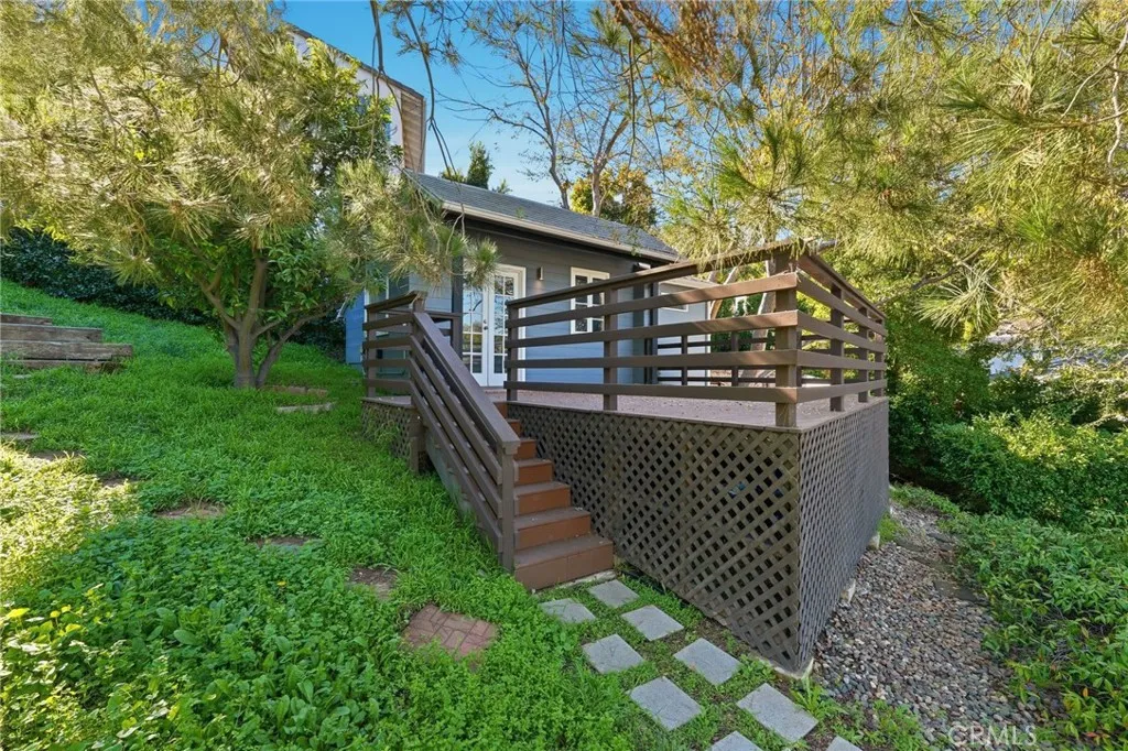 3148 Barbara Court, Los Angeles, California 90068 home-pic-35