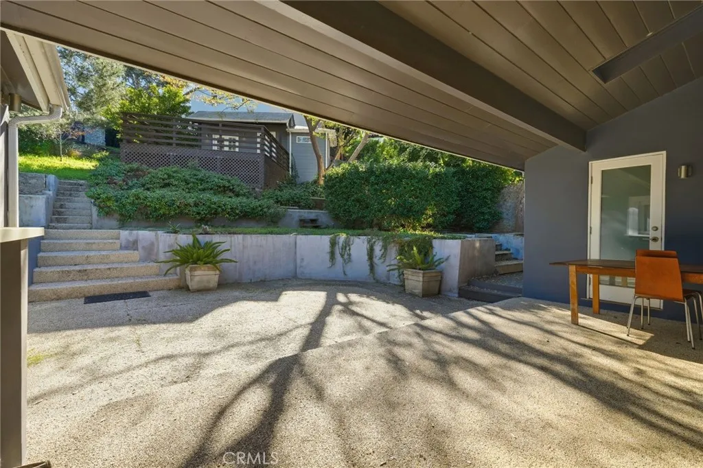 3148 Barbara Court, Los Angeles, California 90068 home-pic-33