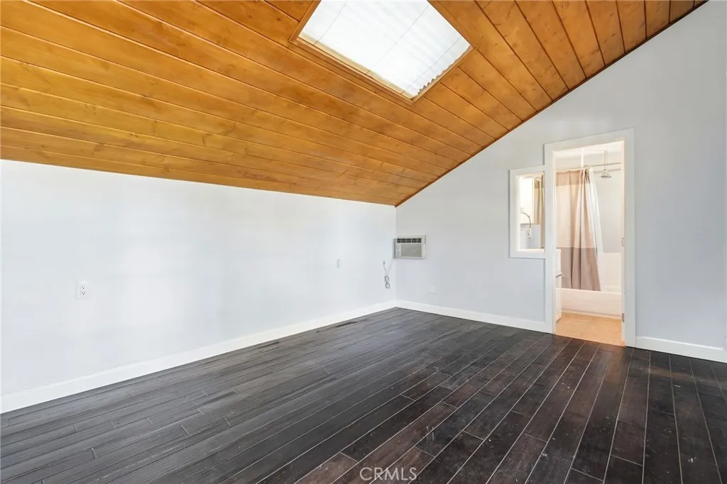 3148 Barbara Court, Los Angeles, California 90068 home-pic-38