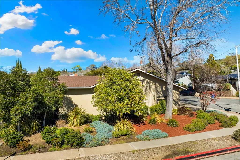 504 Cuesta Drive, San Luis Obispo, California 93405 home-pic-31