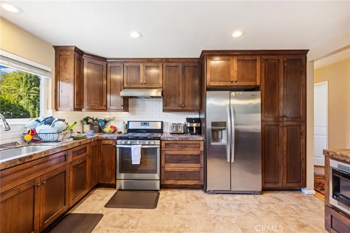 504 Cuesta Drive, San Luis Obispo, California 93405