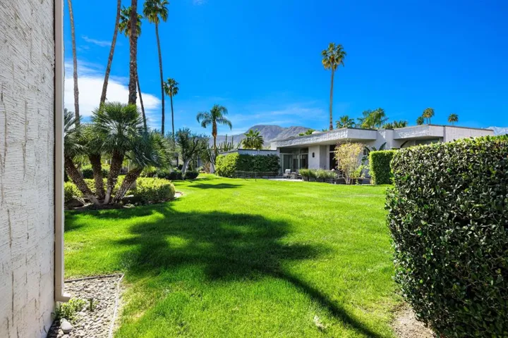 33-web-or-mls-JDTamarisk_OPMG_0226_033