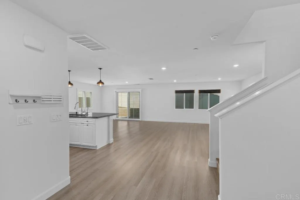 10449 Nighthawk Court, Moreno Valley, California 92557 home-pic-5