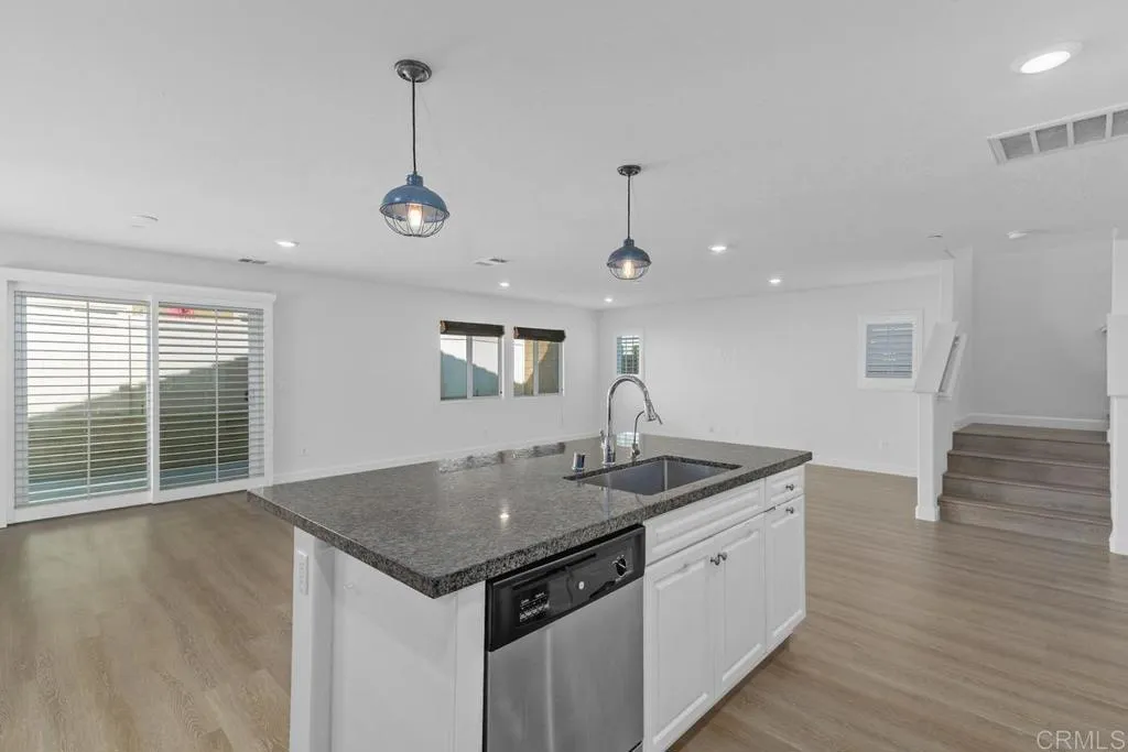10449 Nighthawk Court, Moreno Valley, California 92557 home-pic-14