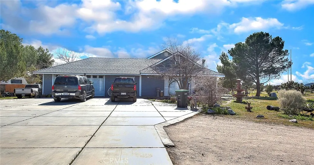 8529 Nielson, Phelan, California 92371 home-pic-1