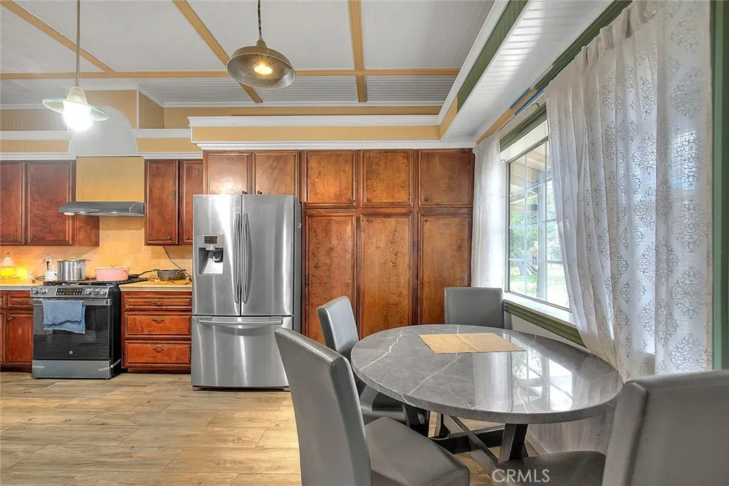 8529 Nielson, Phelan, California 92371 home-pic-10