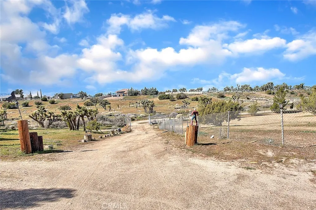 8529 Nielson, Phelan, California 92371 home-pic-4