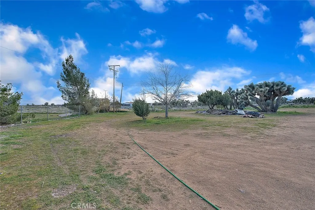 8529 Nielson, Phelan, California 92371 home-pic-40