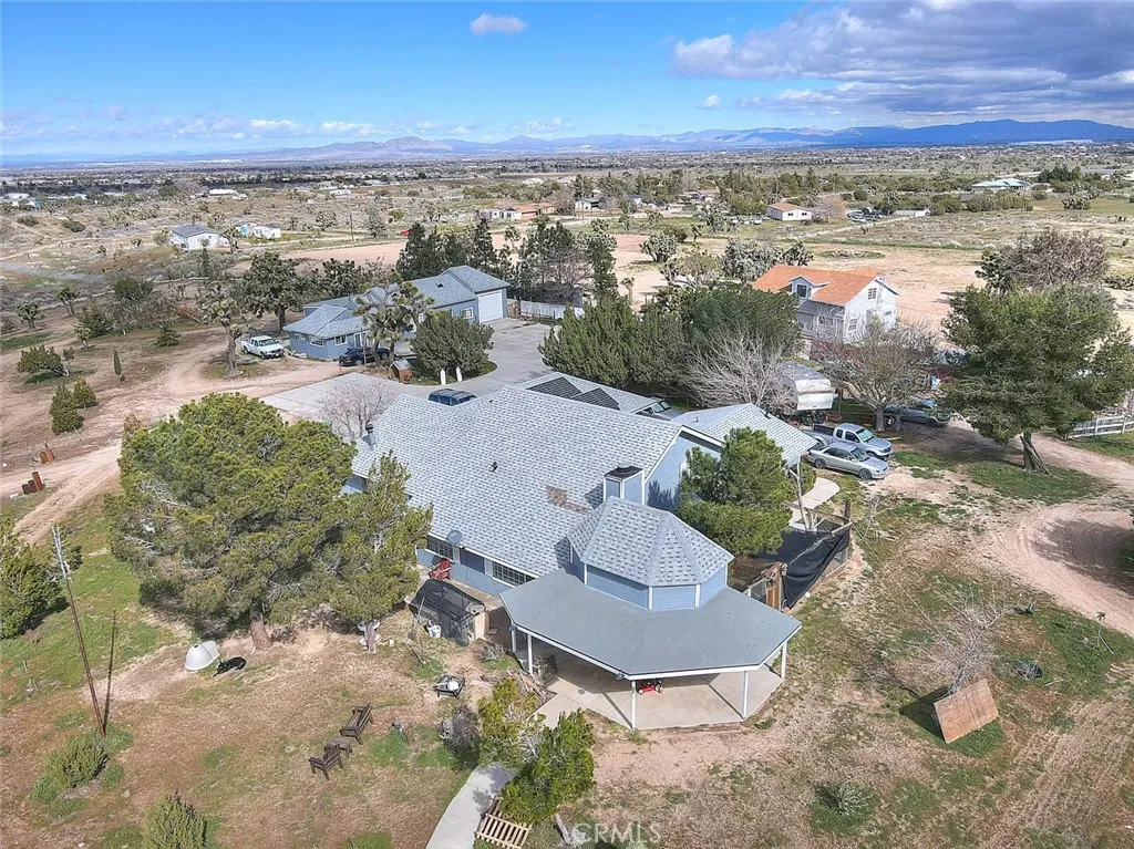 8529 Nielson, Phelan, California 92371 home-pic-3