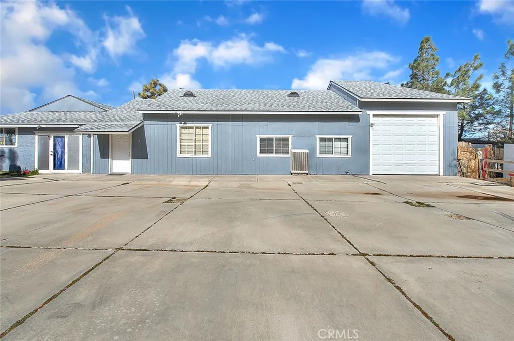 8529 Nielson, Phelan, California 92371 home-pic-25