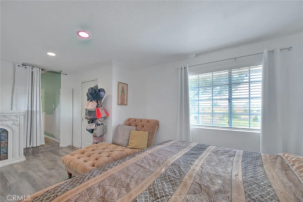 8529 Nielson, Phelan, California 92371 home-pic-21