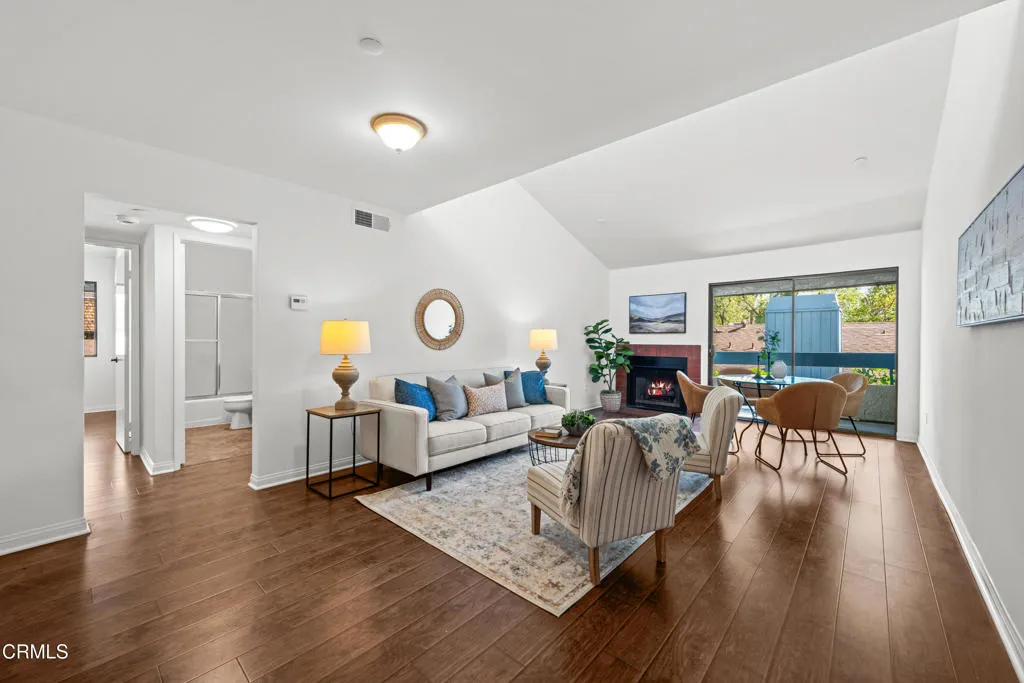 355 S Marengo Avenue 402, Pasadena, California 91101 home-pic-2