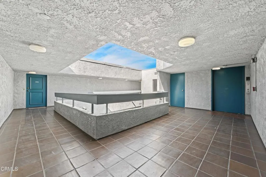 355 S Marengo Avenue 402, Pasadena, California 91101 home-pic-28