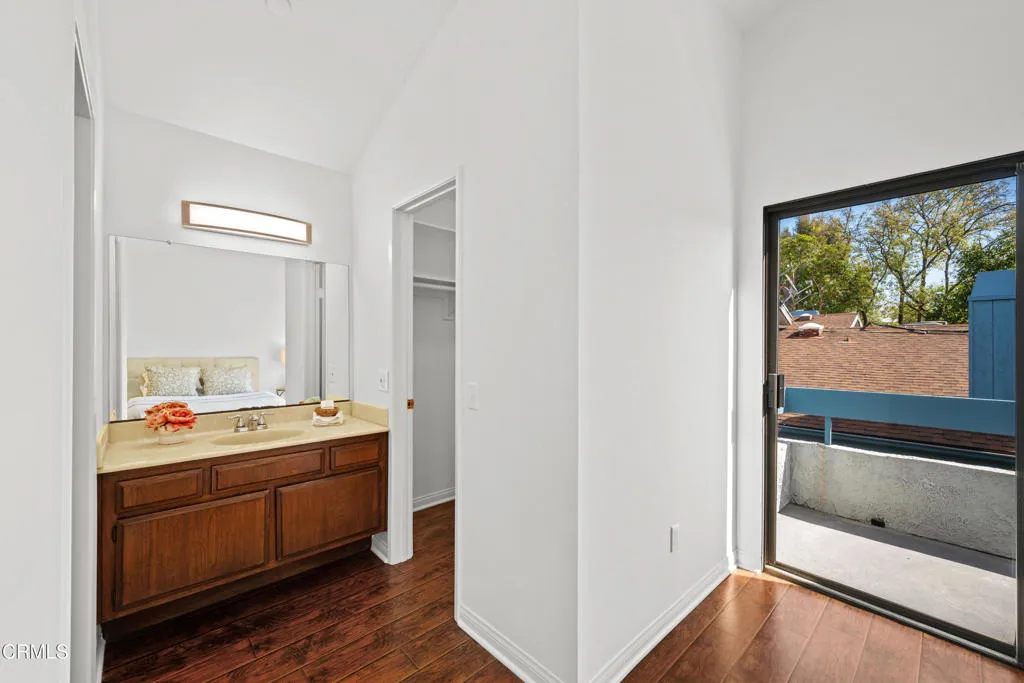 355 S Marengo Avenue 402, Pasadena, California 91101 home-pic-19