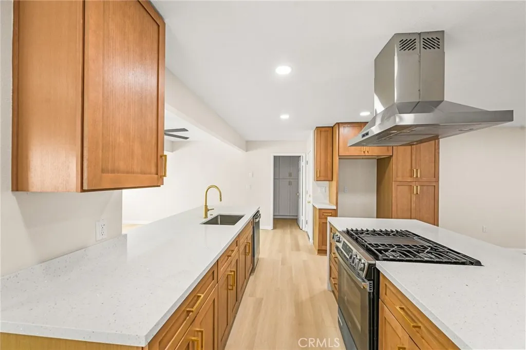 29020 Olympia, Menifee, California 92586 home-pic-12
