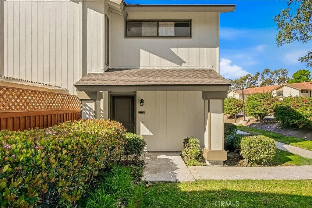 9826 Guisante Terrace, Tierrasanta, California 92124 home-pic-2