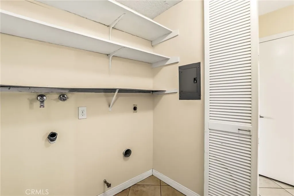 9826 Guisante Terrace, Tierrasanta, California 92124 home-pic-21