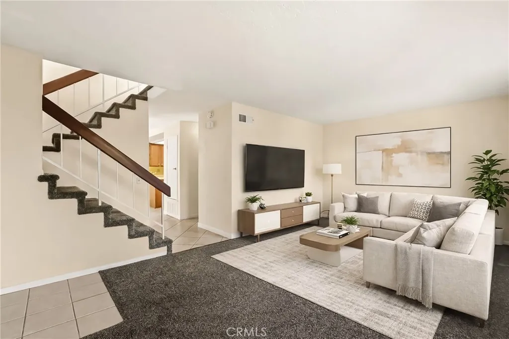 9826 Guisante Terrace, Tierrasanta, California 92124 home-pic-3