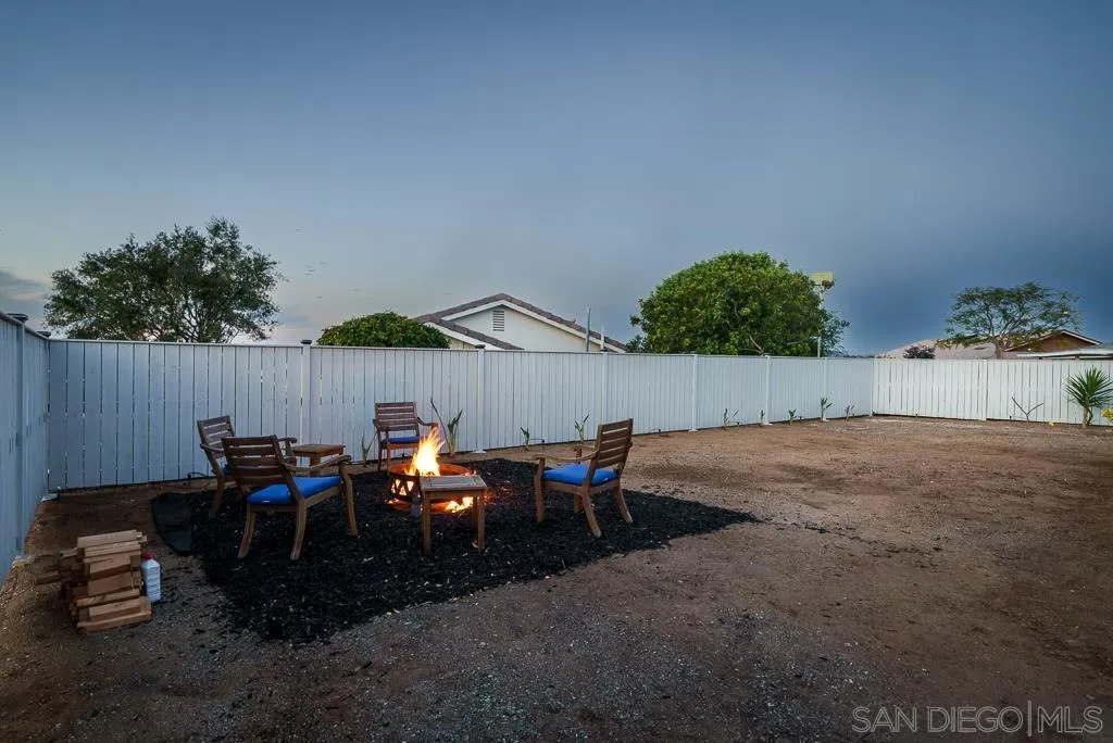 16850 Bellota Dr, San Diego, California 92128 home-pic-40