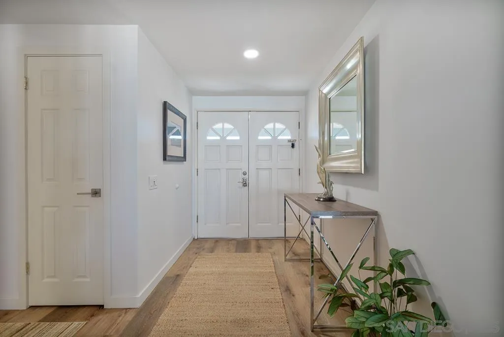 16850 Bellota Dr, San Diego, California 92128 home-pic-4
