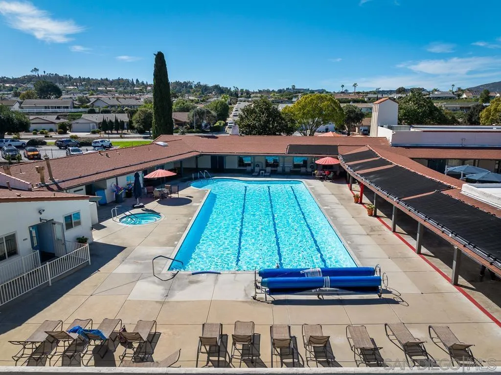 16850 Bellota Dr, San Diego, California 92128 home-pic-54