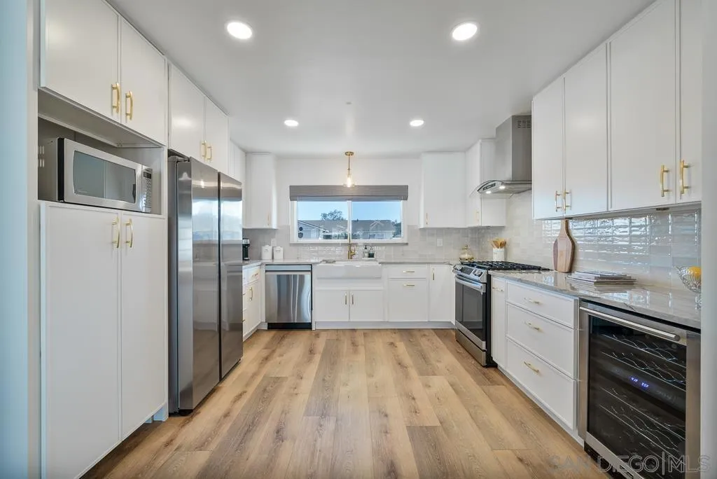 16850 Bellota Dr, San Diego, California 92128 home-pic-1
