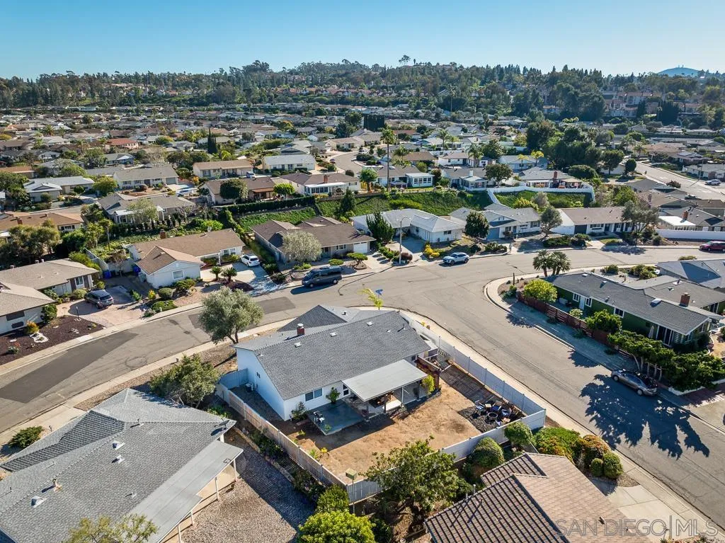 16850 Bellota Dr, San Diego, California 92128 home-pic-48