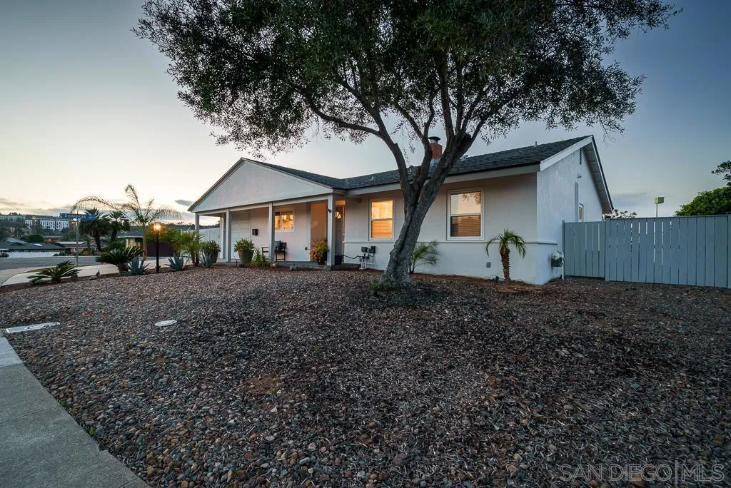 16850 Bellota Dr, San Diego, California 92128 home-pic-44