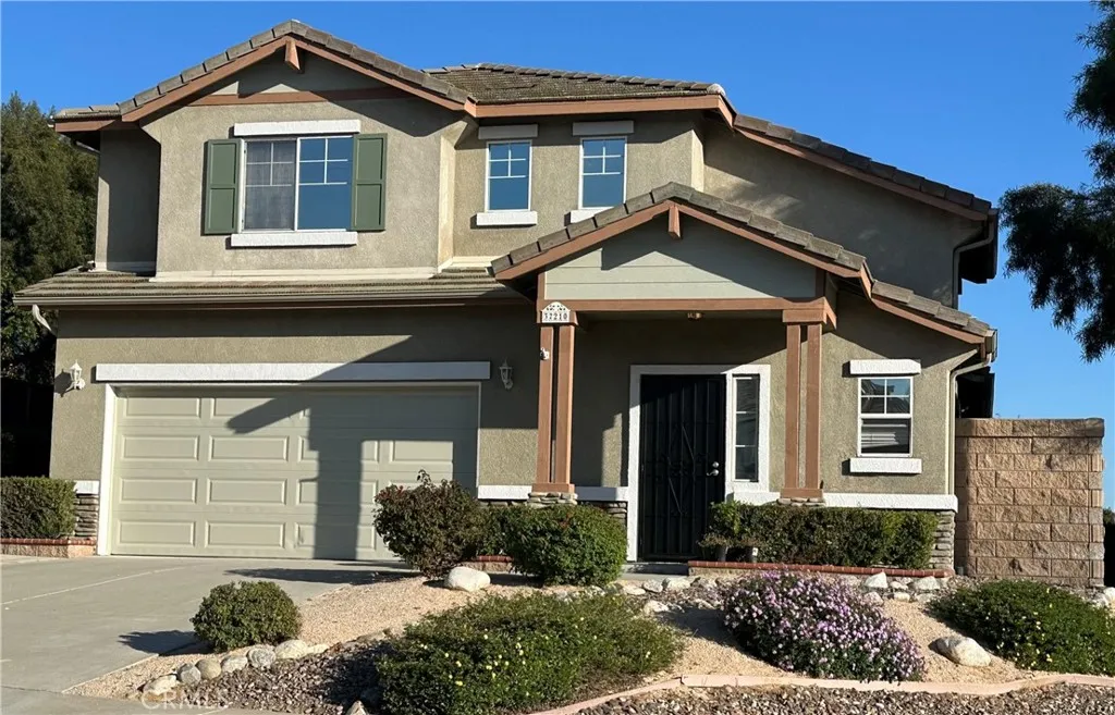 37210 Moonbeam Court, Murrieta, California 92563 home-pic-1