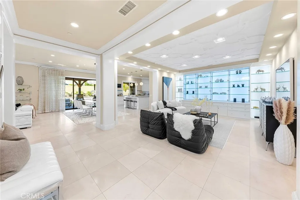 123 Calderon, Irvine, California 92618 home-pic-8
