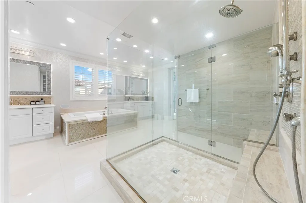 123 Calderon, Irvine, California 92618 home-pic-42