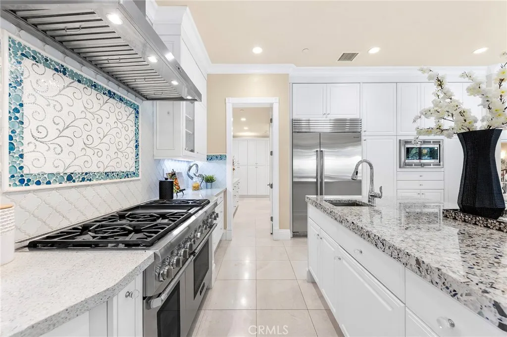 123 Calderon, Irvine, California 92618 home-pic-25