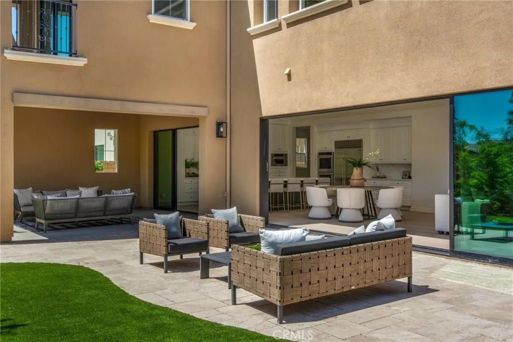 18 Sorrel, Lake Forest, California 92630 home-pic-16