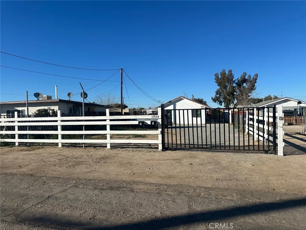 11754 Hardy, Adelanto, California 92301 home-pic-3