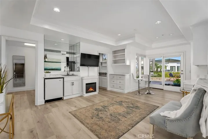 Gate access from each of the downstairs rooms to the street so you can enter directly into the downstairs bedrooms.