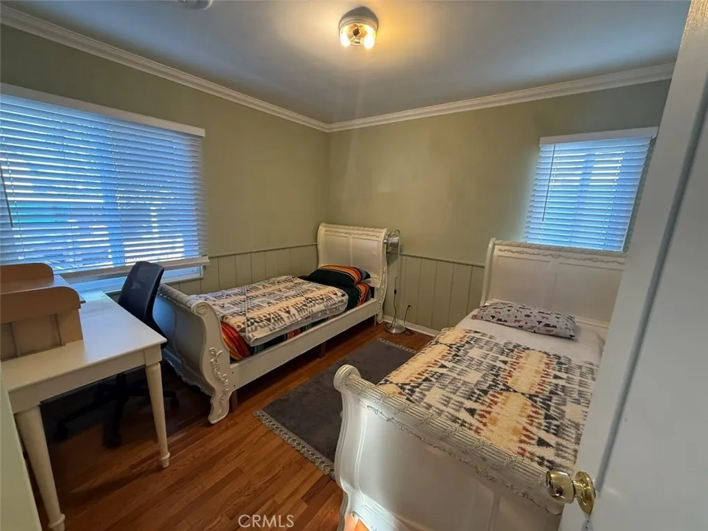 17415 Burbank Drive, Encino, California 91316 home-pic-10