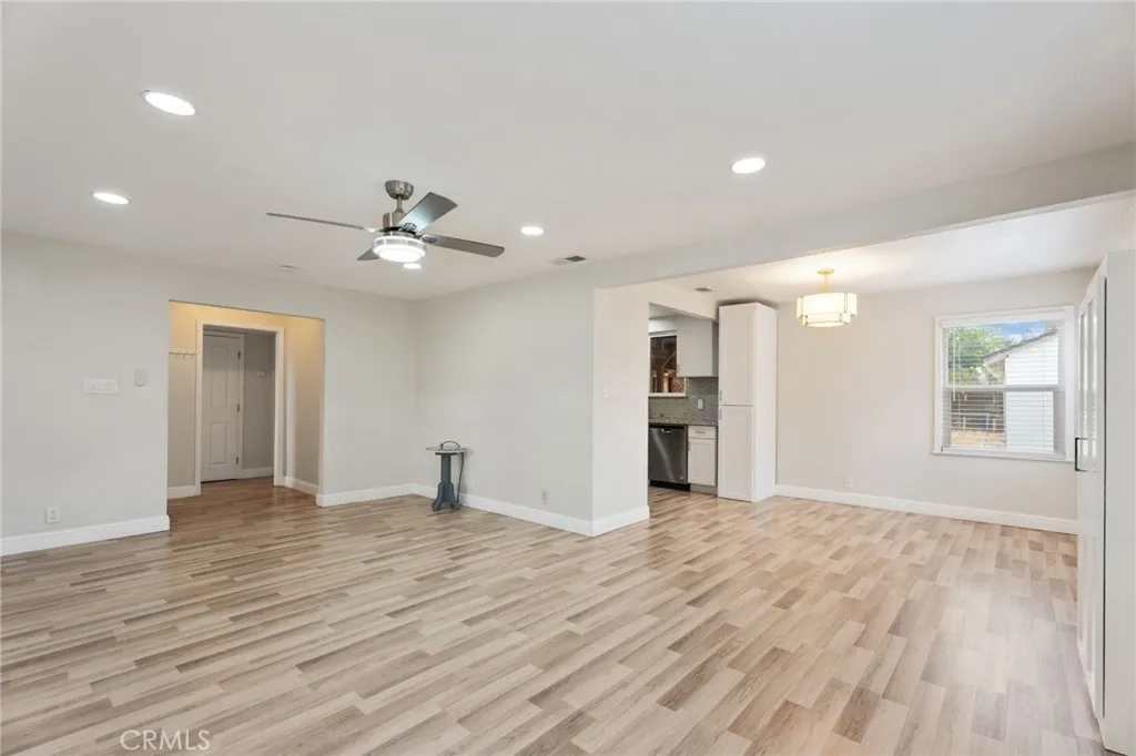818 W Peralta, Fresno, California 93705 home-pic-8