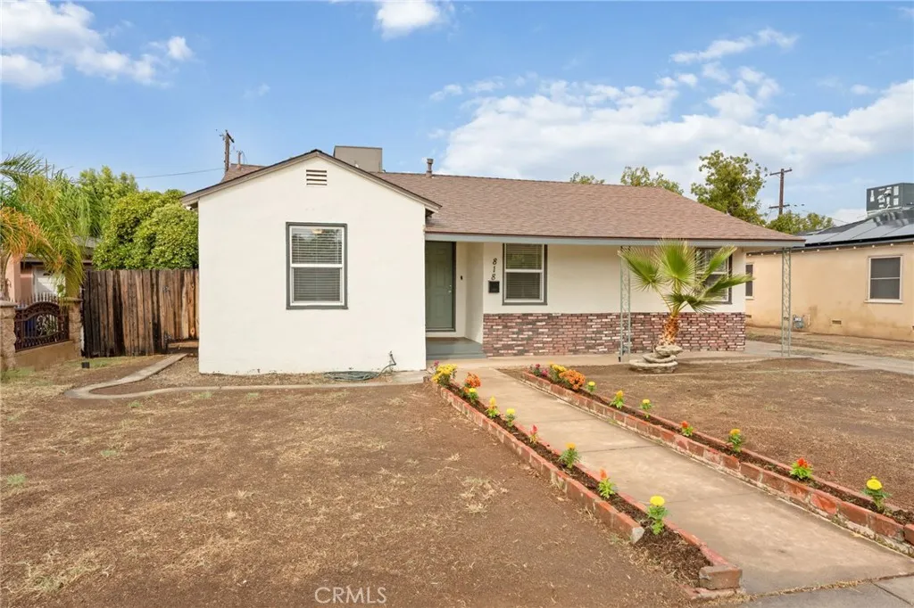 818 W Peralta, Fresno, California 93705 home-pic-3