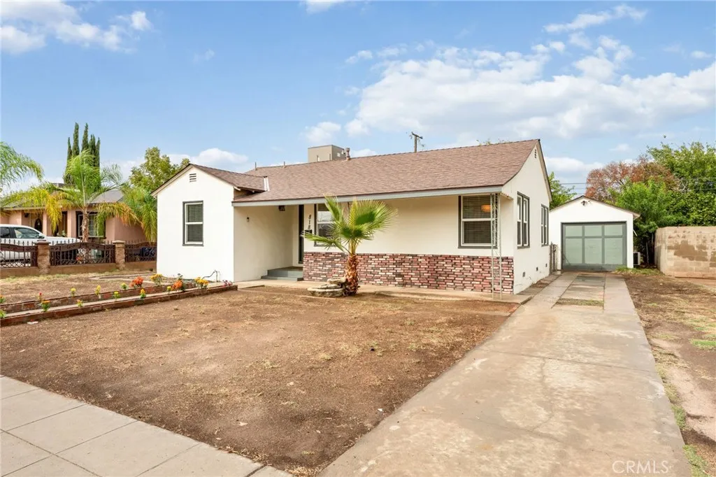 818 W Peralta, Fresno, California 93705 home-pic-4