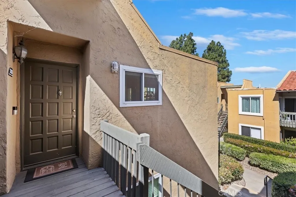 17099 W Bernardo 203, San Diego, California 92127 home-pic-4