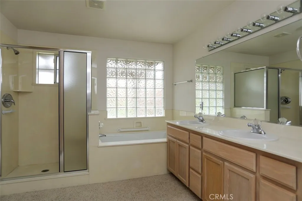 1261 San Sorrento Court, Grover Beach, California 93433 home-pic-29